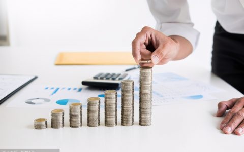 拍拍贷正规合法的吗？拍拍贷2021有人借出来吗