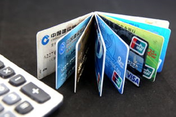 信用卡叫别人代还有影响吗？有哪些后果-口子之家