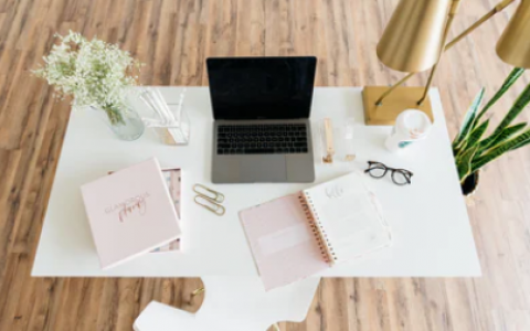 私人借钱联系方式微信，私人借钱5000微信