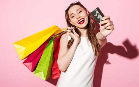 建设银行瑰me信用卡好用吗？这些权益好喜欢！