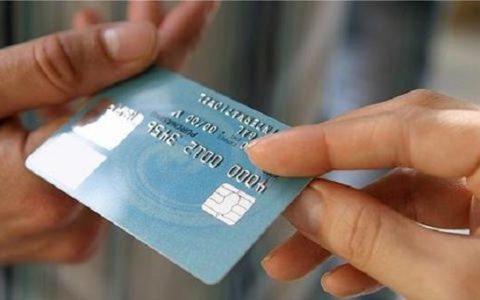 怎么办信用卡容易通过？信用卡以卡办卡技巧