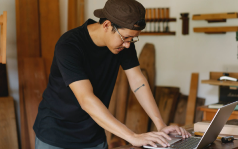 征信很差的人怎么借钱？烂征信来看看这几个吧！