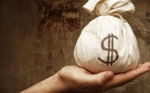 不审核秒下款的小额贷款，借几千直接秒批！