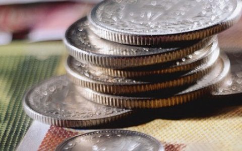 征信花哪里能借5000块钱，最新推荐这几个无视黑白花的平台