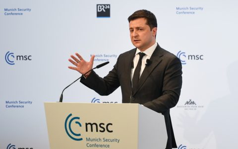 泽连斯基:须面对现实与普京对话