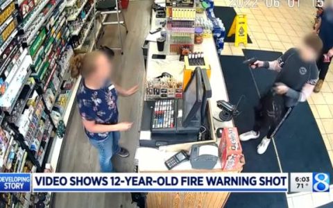 美国12岁儿童持枪抢劫加油站