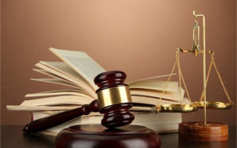 信用卡逾期多长时间会被起诉，信用卡逾期30000会被起诉吗