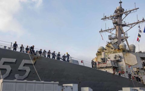 美媒:比中俄更可怕的是军舰生锈