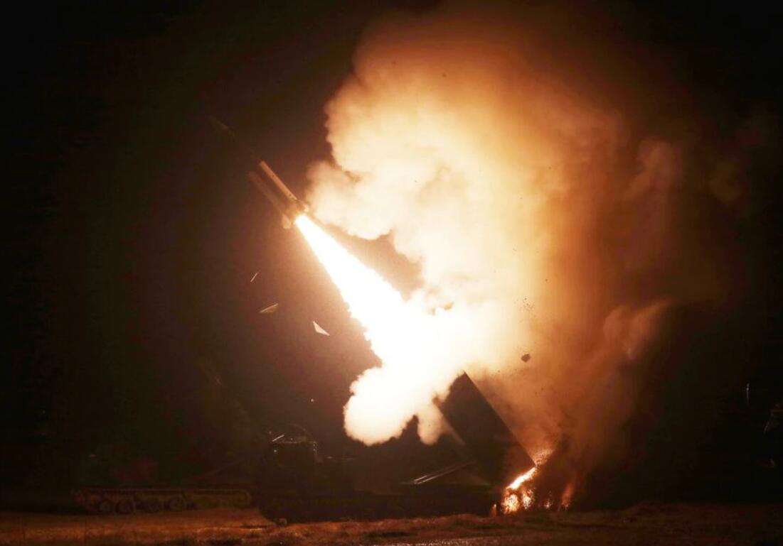 韩美联军向朝鲜半岛东部发射4枚导弹